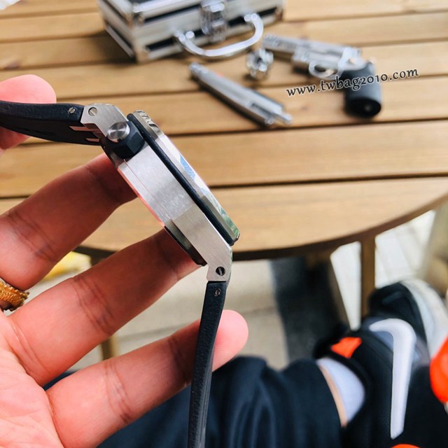 愛彼Audemars Piguet皇家橡樹離岸型15703系列男士腕表  gjs2209